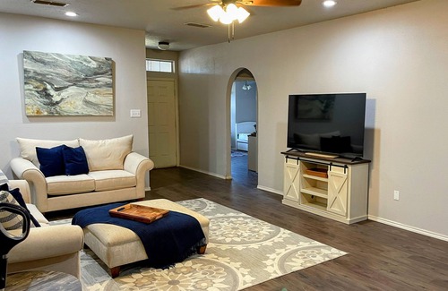 Lubbock House | The Revier! 3/2 in NW LBK