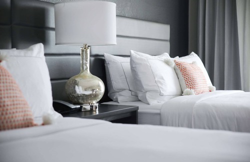 West Des Moines Hotel | The Rewind West Des Moines, Tapestry Collection by Hilton