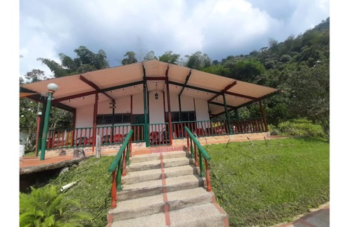 La Vega House | The Rhine of la Vega