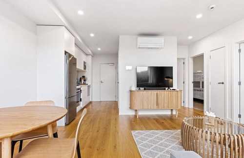 Mission Bay Apartment | The Ridge Apartment near Beaches with Parking