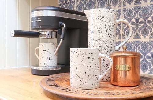 St Just Cottage | THE RIBLOWS, CAPE CORNWALL, pet friendly, with hot tub in St Just