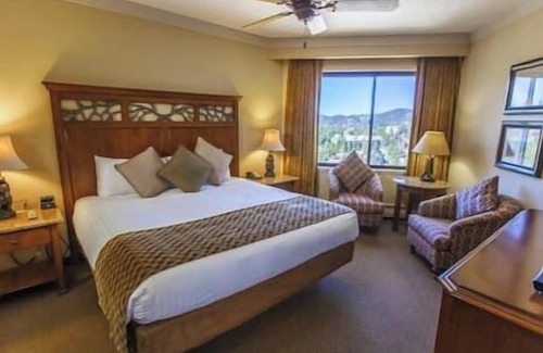 Tahoe Village Resort | The Ridge Resort Lake Tahoe, Hot Tub, Fireplace