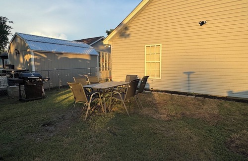 Myrtle Beach House | The Right End Retreat (10 Minutes to the Beach)