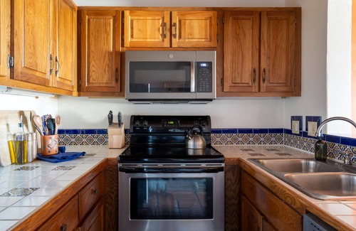 Arroyo Seco Apartment | The Ristra Studio - 15min to Ski Valley