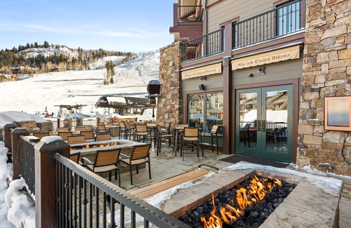 Aspen Condo | The Ritz-Carlton Club | Two-Bedroom Residence 8406, Ski-in & Ski-out Resort in Aspen Highlands