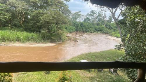 Kichwamba Cabin | The River lodge