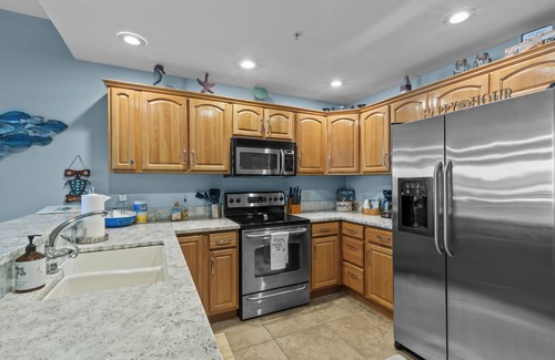 Steinhatchee Condo | The River Shack - Rivers Edge Condo 3D, Bldg 2 - Assigned Boat Slip & Pool!