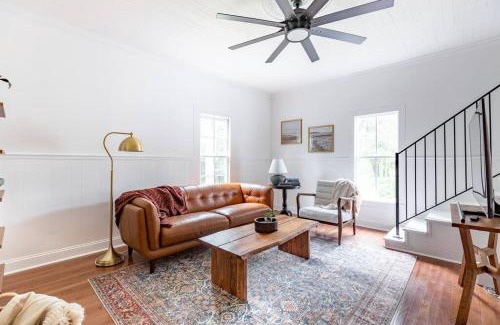 Fayetteville House | The Rivers Farmhouse - 10 min from Trilith Studios
