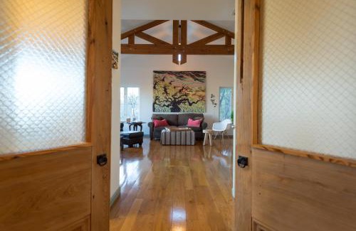 Cypress Banks Bed & Breakfast | The Rivery Retreat, Choose from Luxury Guesthouse Cabin OR Suite in Lake Austin Hill Country