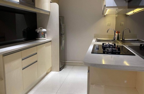 Ben Thanh Apartment | The Rixx Luxury Apartment in the heart of Saigon , gym/pool/security/rooftop bar