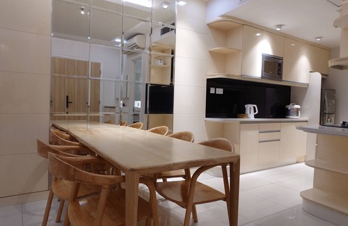 Ben Thanh Apartment | The Rixx Luxury Apartment in the heart of Saigon , gym/pool/security/rooftop bar