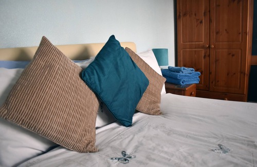 Folkestone House | The Rob Roy Guest House