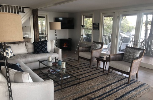Moriah Center Cottage | The Rocks: Magical lake cottage on private point