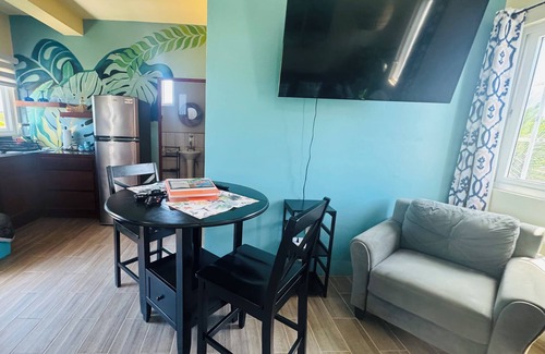 Caye Caulker Apartment | The rooftop views will leave you breathless—a 360-degree sea view to the horizon