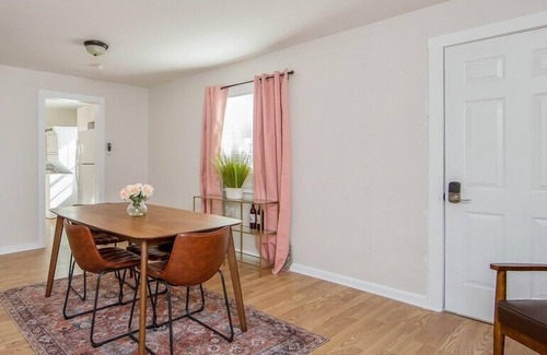 Fayetteville House | The Rosehill Residence