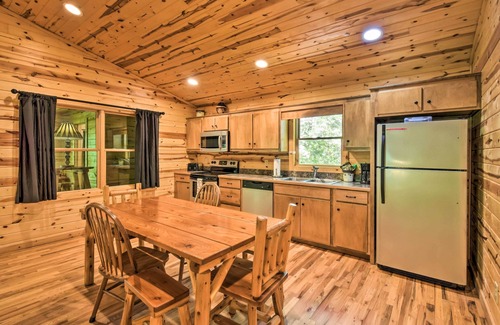 Helen Cabin | ‘The Round About’ at Sautee Mountain Retreat!