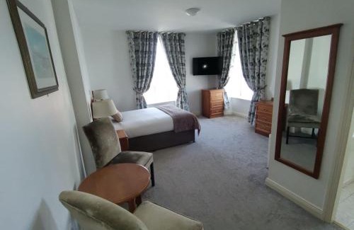 Kilkee Hotel | The Royal Marine Guest Accommodation