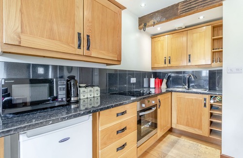Chesterfield Cottage | THE RUMBLINGS 1, pet friendly, character holiday cottage in Barlow