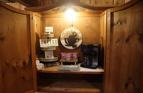 Edwards Cabin | " The Rusted Barn "