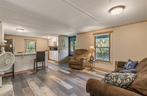 Hulbert House | The Rustic Minnow: Walk to Lake, Enjoy Outdoor Amenities and Stunning Landscape