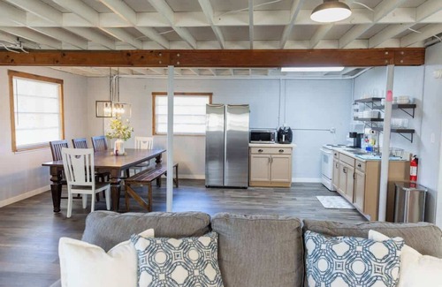 Plant City Apartment | The Rustic Reed Barn