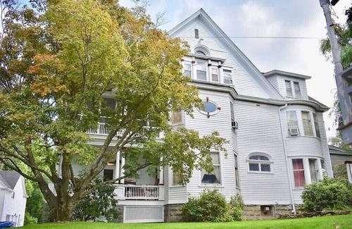 Towanda Bed & Breakfast | The Ruthie at Victorian Charm Inn