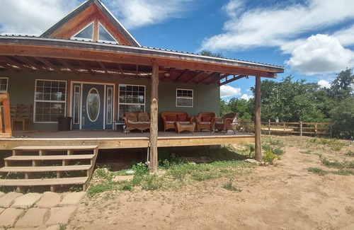 Cedar Creek House | The Sage House - F1 COTA area