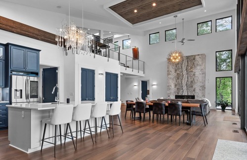 Marion House | The Sanctuary at Table Rock | Wide-Ranging Mountain Views | Hot Tub and Fireplace