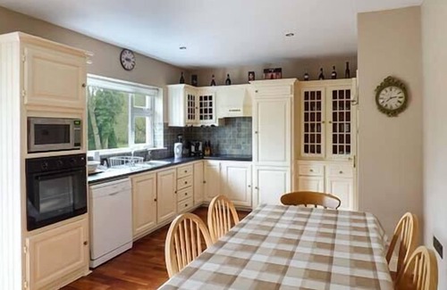 Killavullen House | THE SANCTUARY, family friendly, with open fire in Killavullen