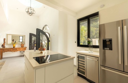 Indigo Bay Villa | The Sanctuary Oceanfront Villa