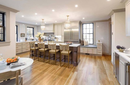 Historic Hill House | The Sanctuary Suite - Elegance by the Sea