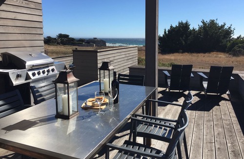 Sea Ranch House | The sand and surf are never far from this beach house!