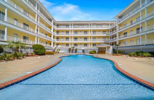 Sandbridge Apartment | The Sandbridge Dunes - Il Mare 111
