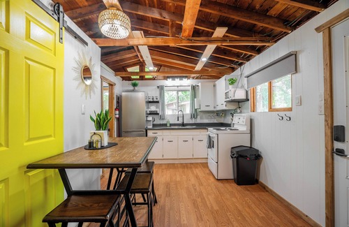 Sauble Beach Cabin | the Sandy Sunset Cabin at Sauble Beach