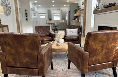 Low Moor Apartment | The Sapphire and Blush Retreat- 2 Bedroom Suite #5