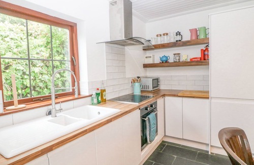 Goleen Cottage | THE SCHOONER, family friendly, with open fire in Goleen, County Cork