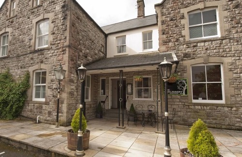 Cannards Grave Bed & Breakfast | The Shrubbery Hotel