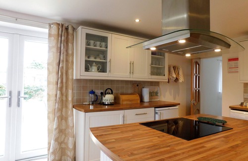 Sheringham House | The Sidings - a detached bungalow close to the train station and shops in Sheringham