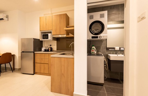 Bandar Puchong Jaya Apartment | The Signature Serviced Suites Puchong