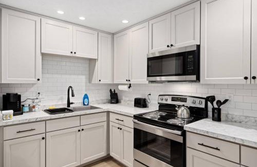Morton Apartment | The Silo 1 - 1BD Travelers Haven