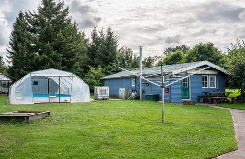 Sudwalde House | The Small Guest House with Pool, Wi-Fi & Garden