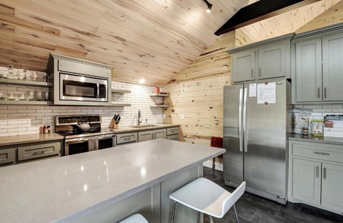 South River City Apartment | The SoCo Studio by Lodgewell - 2 cute 2 b 4 gotten