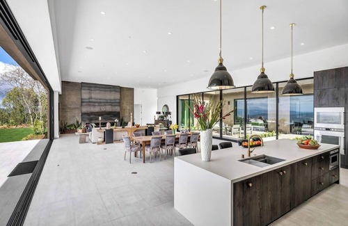 Santa Rosa House | The Sonoma Estate: Pool, Hot Tub & Mountain Views!