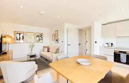 Abbey Apartment | The South Wimbledon Hideout - Fancy 1BDR Flat with Balcony