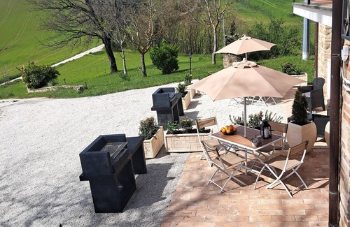 San Ginesio Apartment | The Sparks B&B - Nibiru
