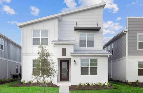 Florida Center House | The Spectacular | Fab villa w/PVT pool, spacious LR/DR - minutes to Universal