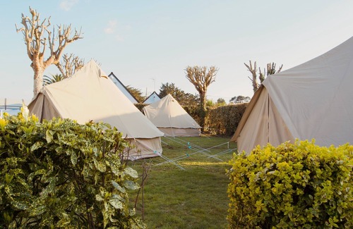 Plomeur Cabin | The Spot - The Torch. Open-air hostel close to a legendary surf spot