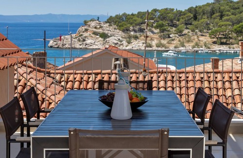 Makarska Old Town Apartment | The Square - luxury app on the main square with free garage