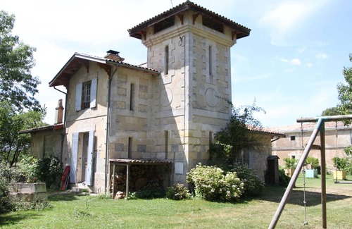 Macau House | The square tower by the river between Bordeaux and Margaux