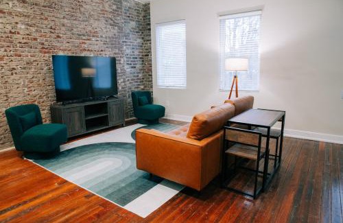 Frankfort Apartment | The St. Clair
